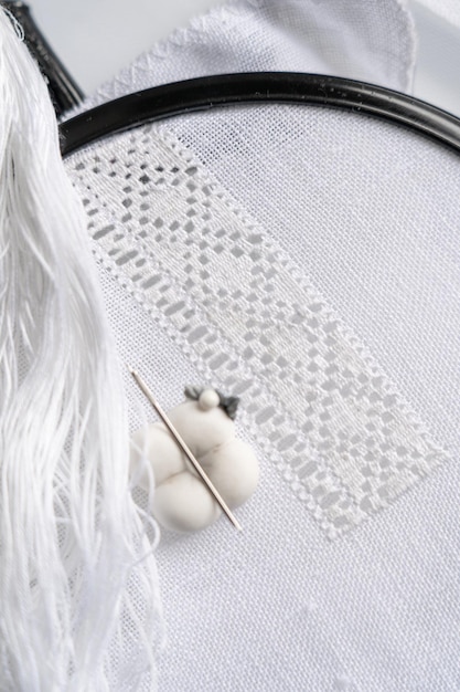 broderie artizanală pe pânză